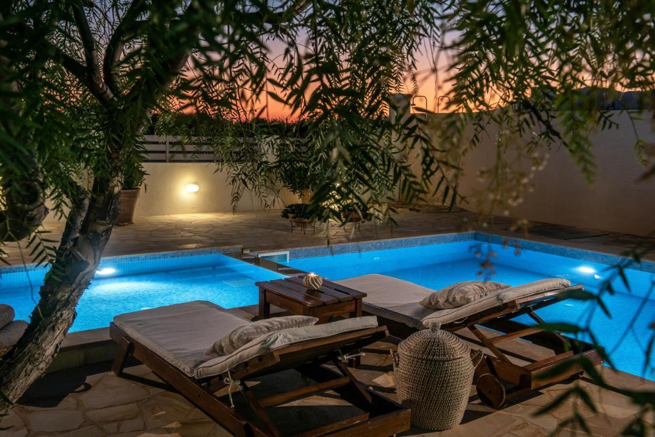 Filothei Beach House With Pool Kalamaki  Exteriér fotografie